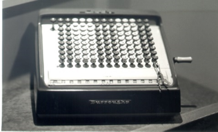 A comptometer