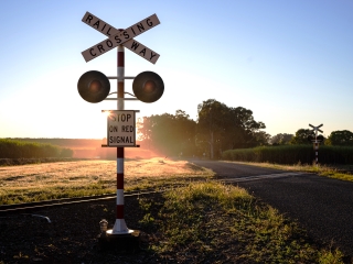 Blog Thumbnail: railway crossing